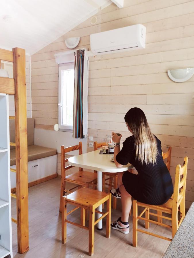Camping Hameau Des Cannisses Груисан Екстериор снимка