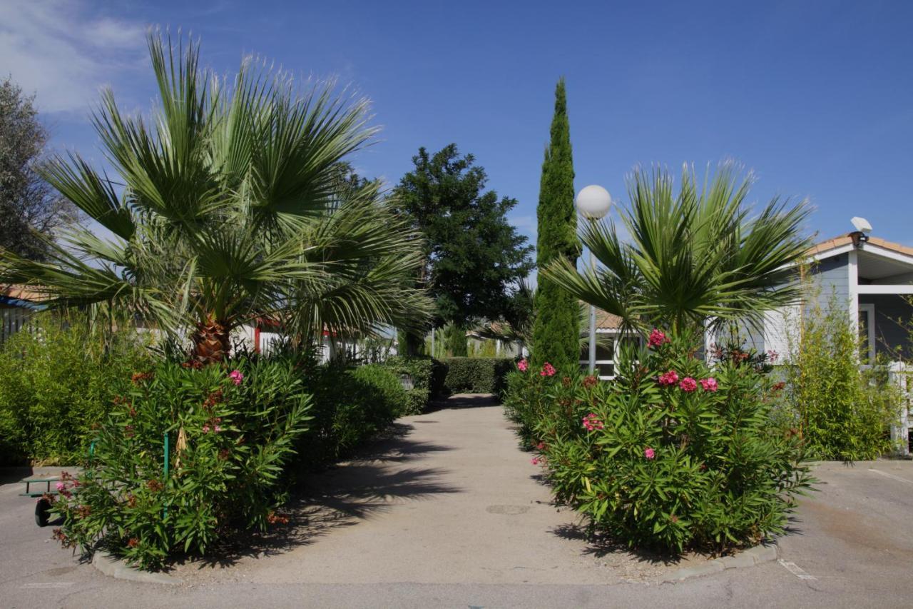 Camping Hameau Des Cannisses Груисан Екстериор снимка